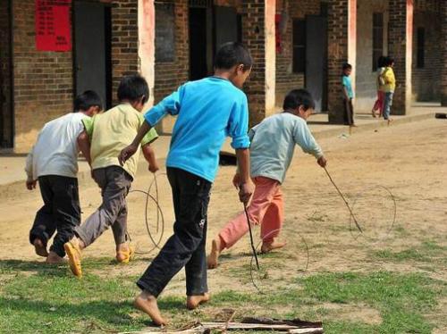 听机器铃砍菜刀这首歌的感想,机器铃砍菜刀原唱完整版歌词