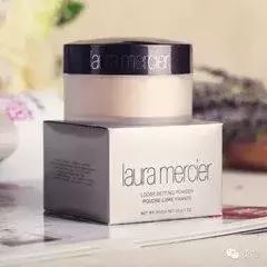 新手眼影化妆入门教程淡妆,简单的化妆步骤淡妆男