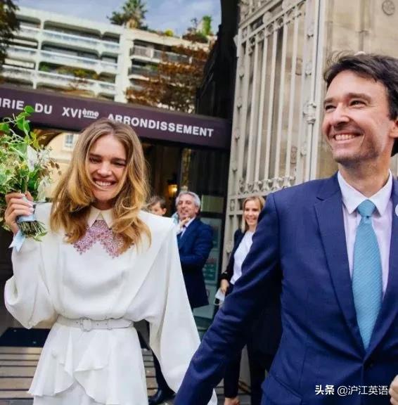 当代灰姑娘？水果摊小妹逆袭，二婚变LV太子妃