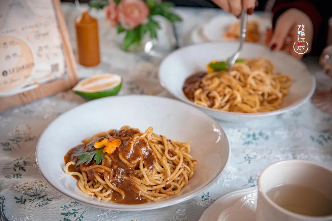 温州城中惊现“空中花园”，把美学装进料理里