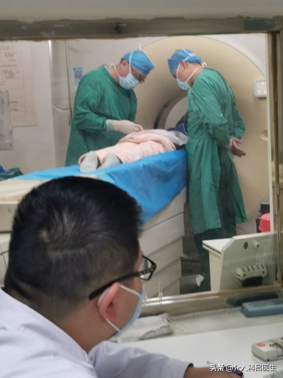 巧克力囊肿是怎么形成要怎么治疗,巧克力囊肿到底怎么形成的