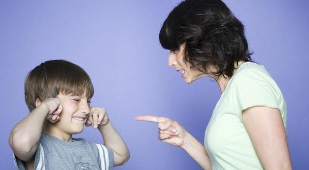 孩子做题总是漏看和看错怎么办,孩子做题总出错怎么回事