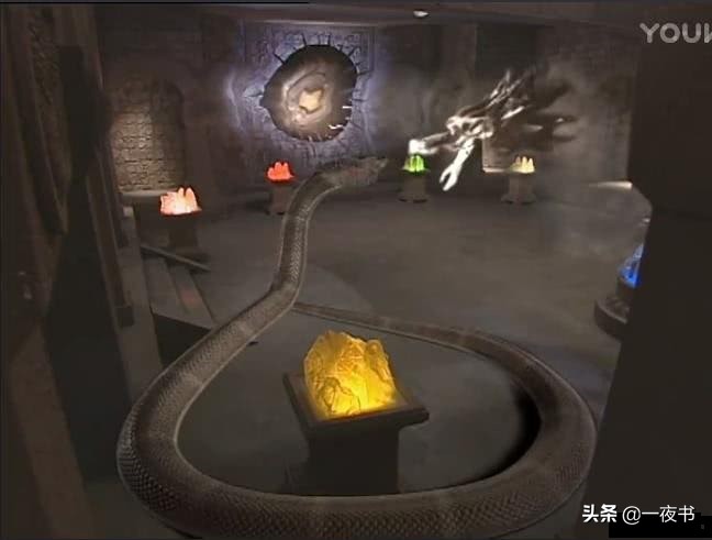 武侠剧中的六大巨蟒，尹仲的血蟒排第二