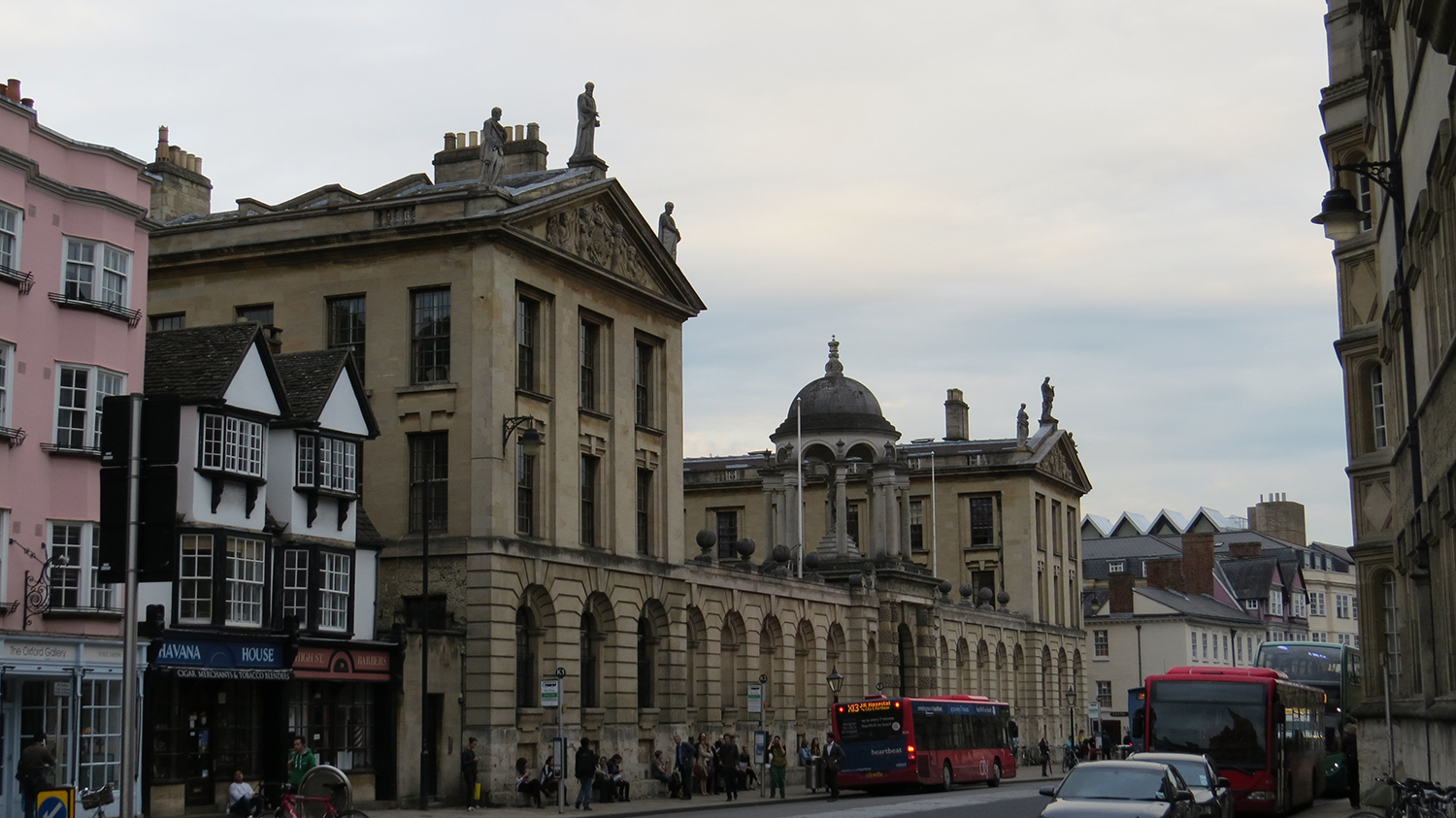 「英国留学生活」如何在英国购买手机卡推荐Three（3）