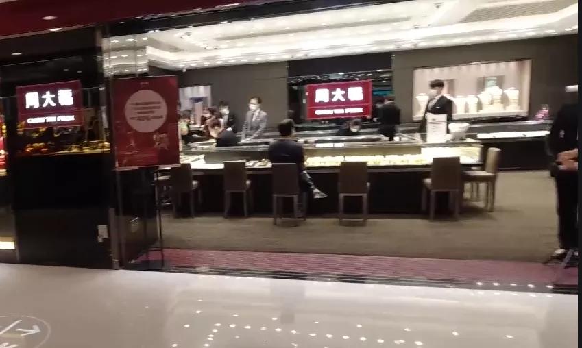 没有自由行的上水，代购全军覆没，内地电商成唯一亮点