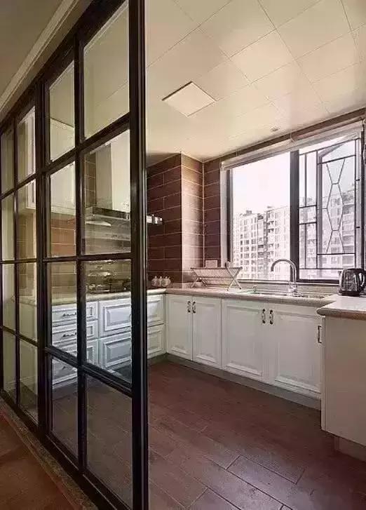 厨房推拉门能挡油烟吗,厨房究竟有没有必要装门