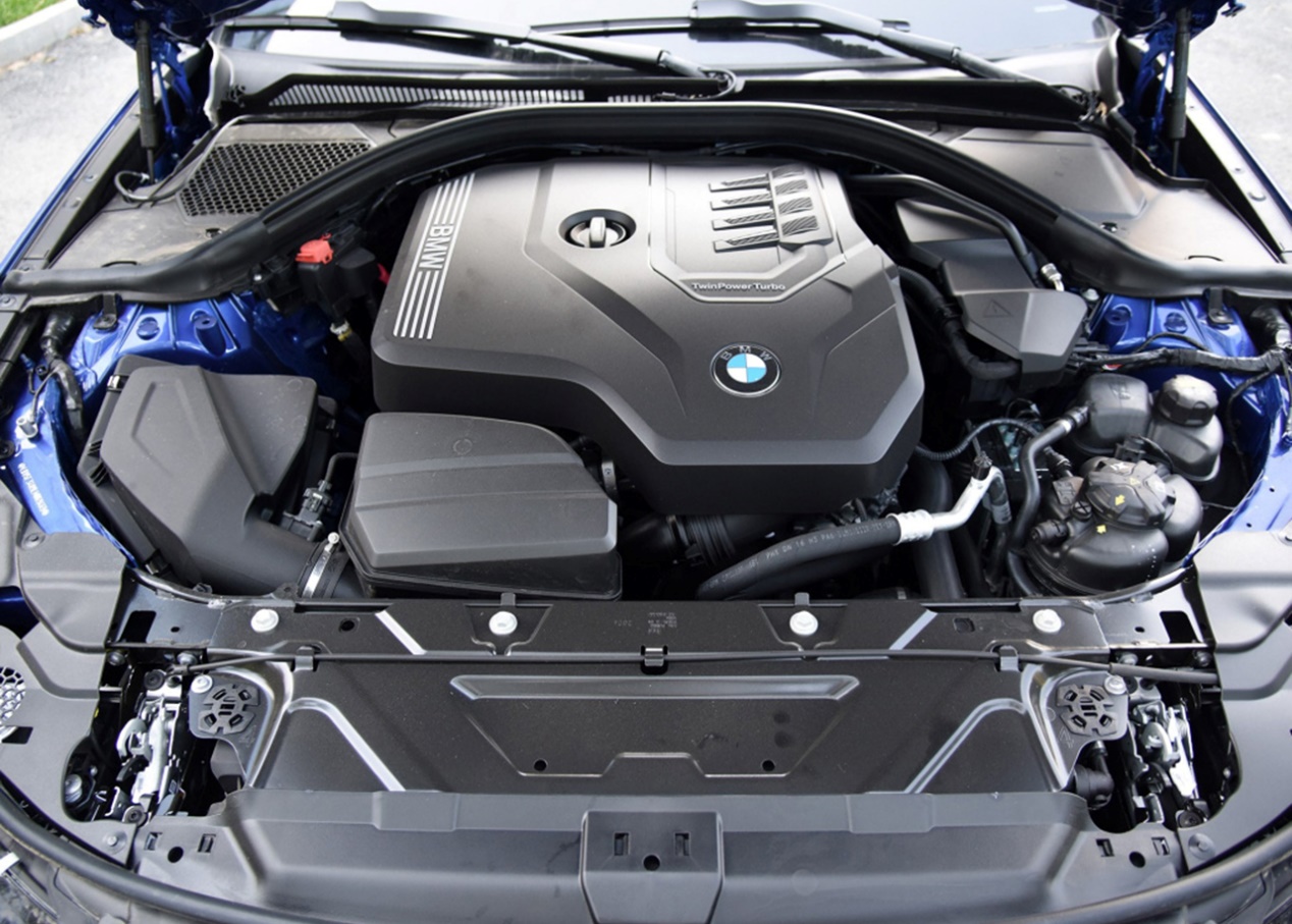 华晨宝马320/330，售价为29.39-31.89万元，满足大多数人喜好