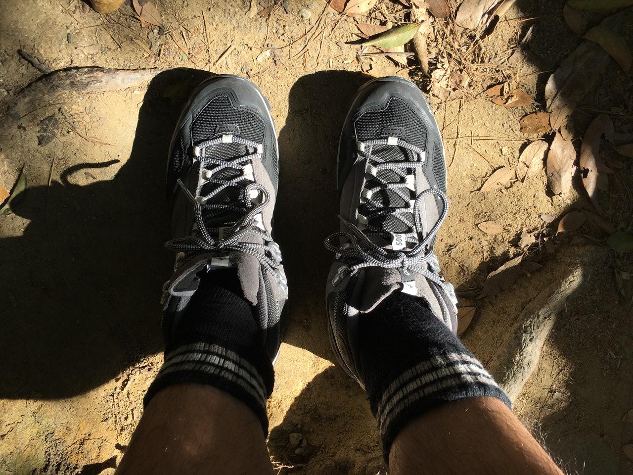 迪卡侬登山鞋性价比怎么样,迪卡侬登山鞋mh500与mh900区别