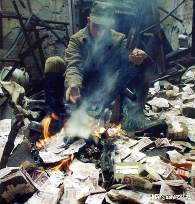 和德国纳粹不共戴天的俄罗斯，为什么有“光头纳粹”?