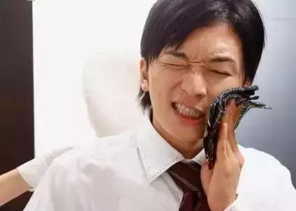 牙疼为什么总是晚上疼得厉害,7岁孩子总是晚上牙疼