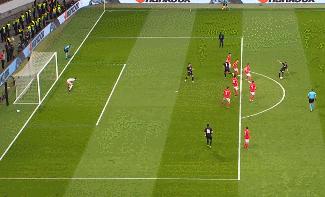 英超两强爆冷,英超两强高奏凯歌