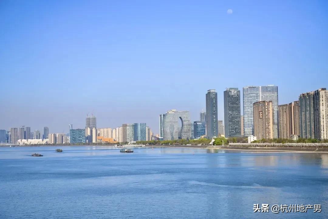 为啥杭州人喜欢去上海,杭州滨江区房子值得买吗