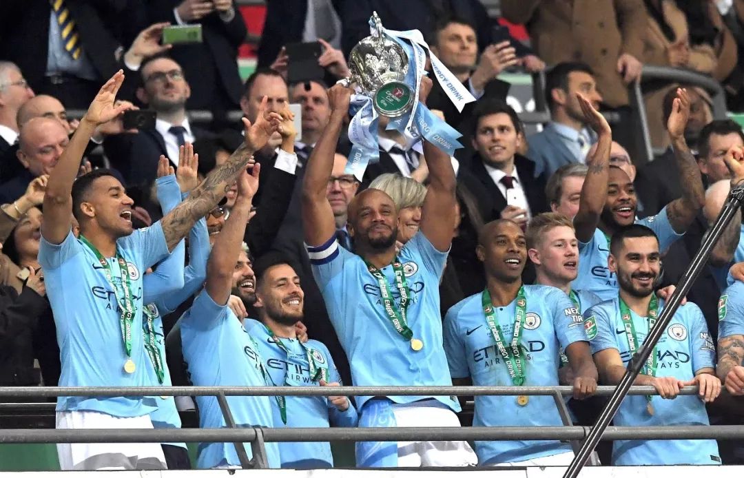 曼城暴发户哪个配置好,曼城算暴发户还是豪门