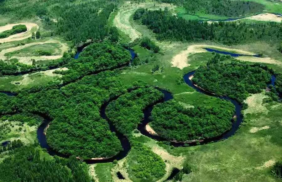 黑河挨着哪里,黑河远方文学