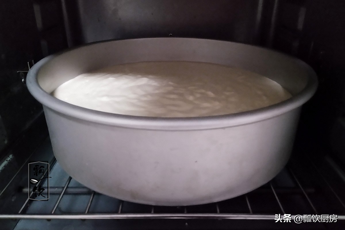 用高筋面粉做蛋糕最简单的方法,低筋面粉怎样做蛋糕更蓬松