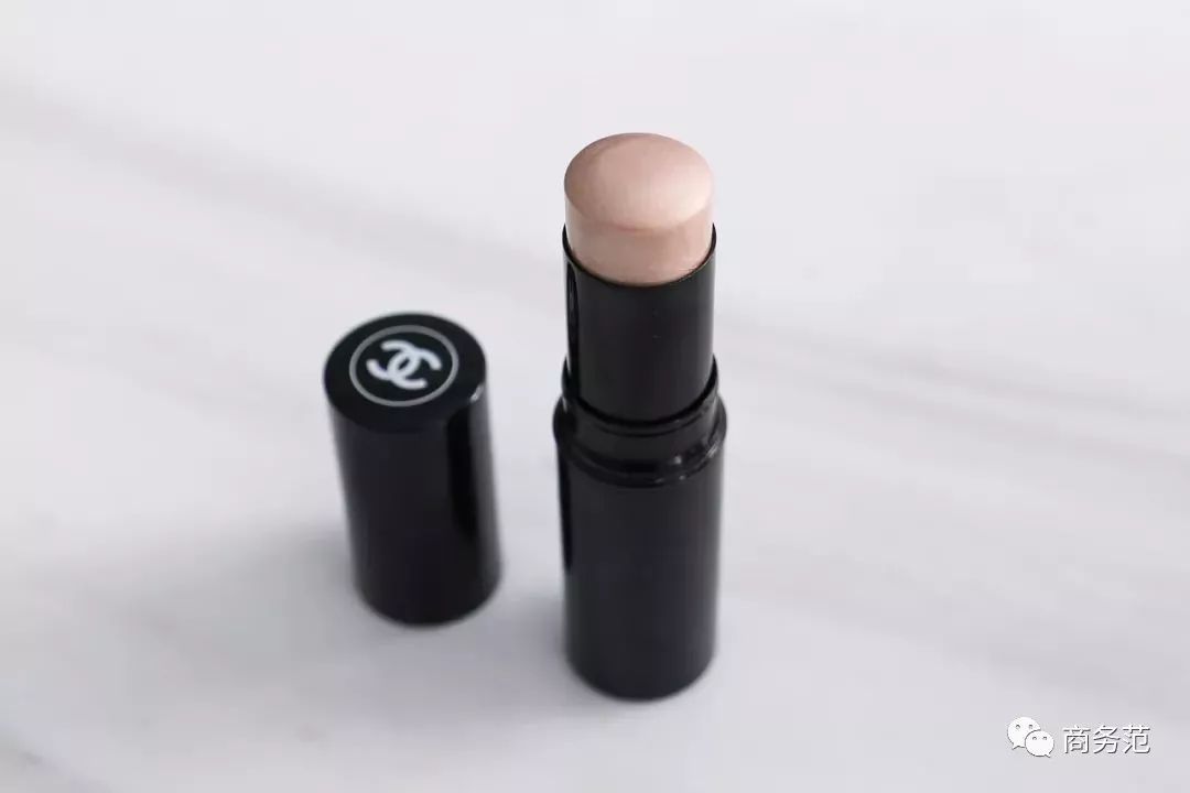 香奈儿美妆全线测评,香奈儿好用彩妆排名榜