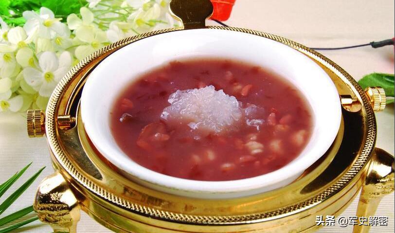 红楼梦中的美食菜谱视频,不得不提的红楼梦美食