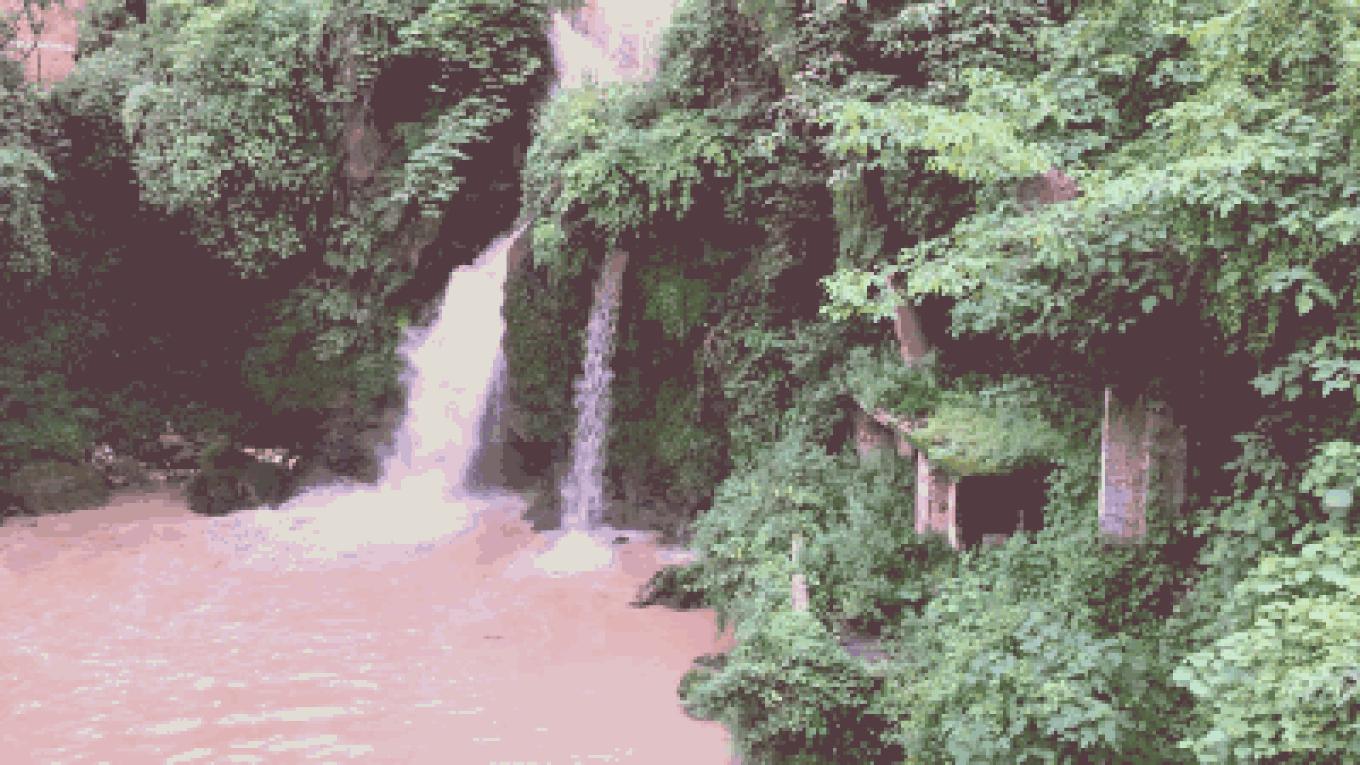 毕赣路边野餐凯里 (毕赣 贵州黔东南凯里)