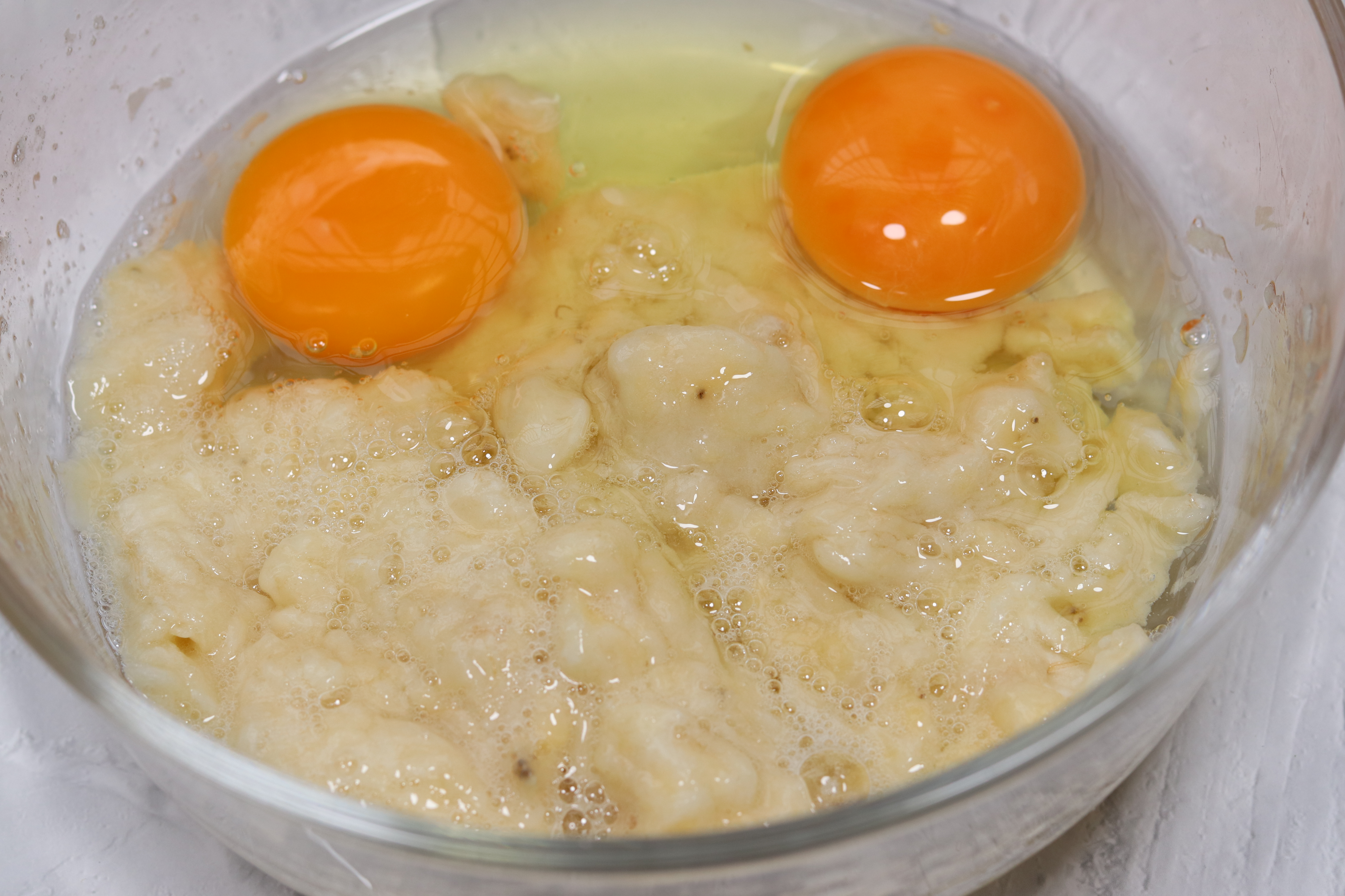 简单易学无糖无油不用烤箱做蛋糕,不用烤箱无需打发的纯牛奶小蛋糕