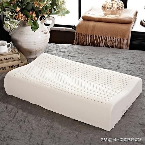 乳胶枕头枕头弹性弹性怎么样?乳胶枕头该怎么清洗?