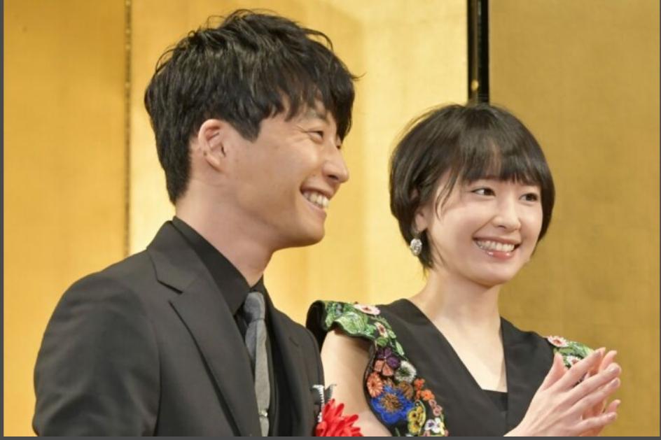 新垣结衣与星野源视频,新垣结衣星野源干嘛的