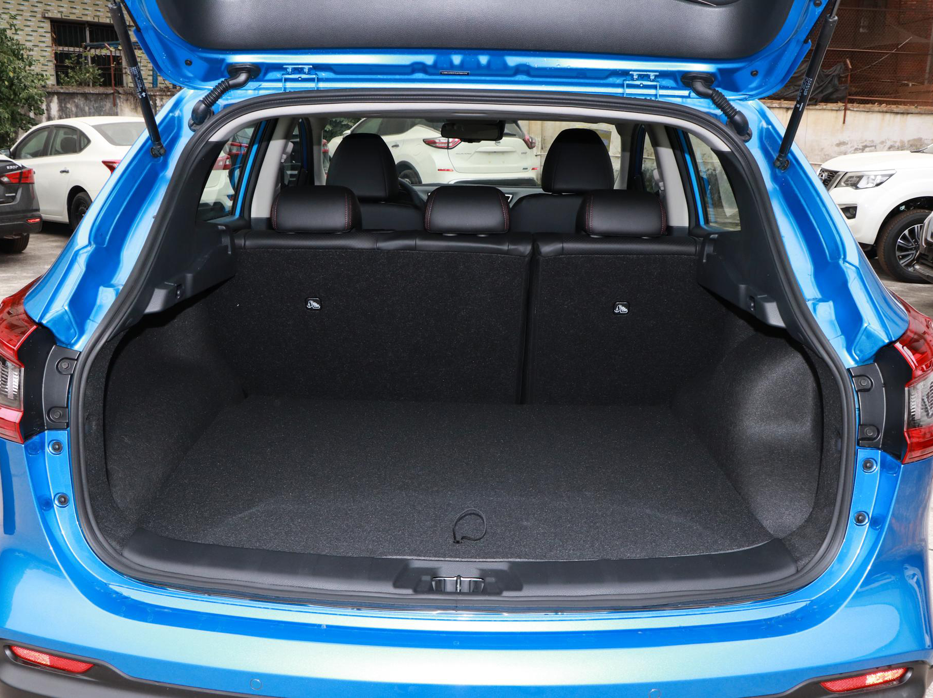 老逍客异响都在哪些地方,逍客冷车加速有哒哒异响