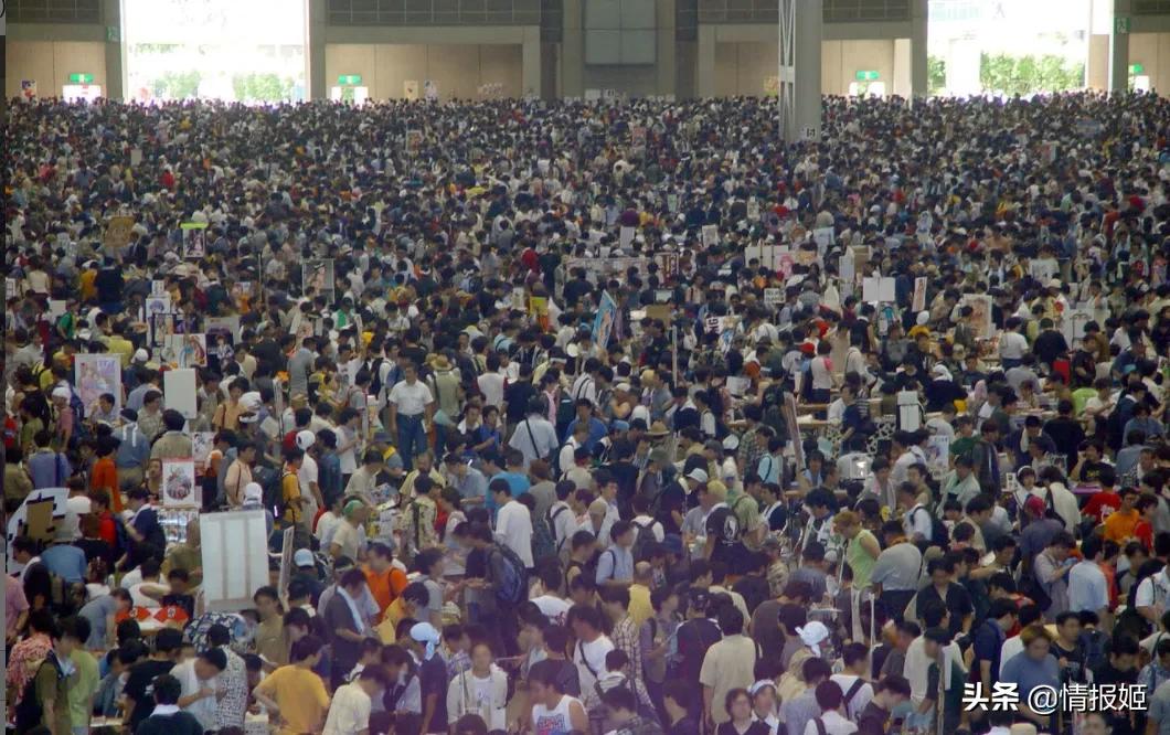 倒卖同人志，是日本高中生日入18万的财富密码