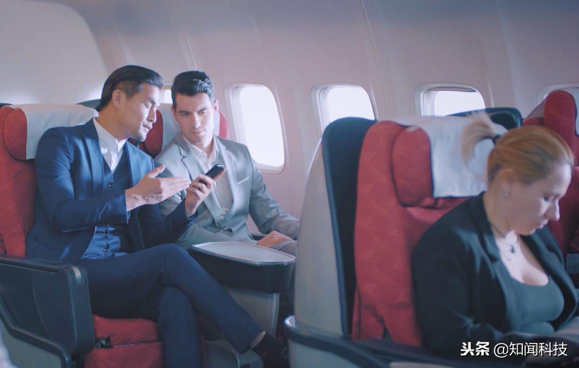 可以翻译各国语言的翻译器,有了翻译器还用学外语吗