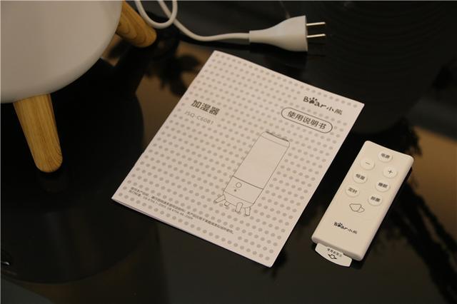 加湿器卧室专用小熊无雾加湿器,加湿功能强大的加湿器测评