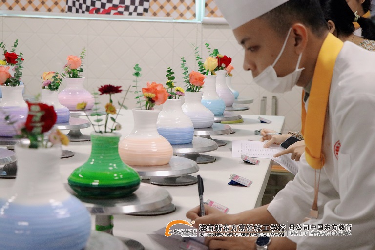 学烘焙蛋糕西点的专业培训学校,西点烘焙师培训哪里学