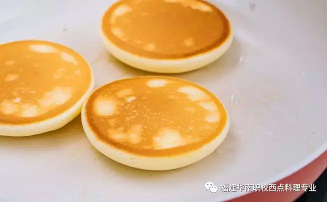 不用烤箱就能做的美食简单易学,低筋小麦粉不用烤箱做的美食