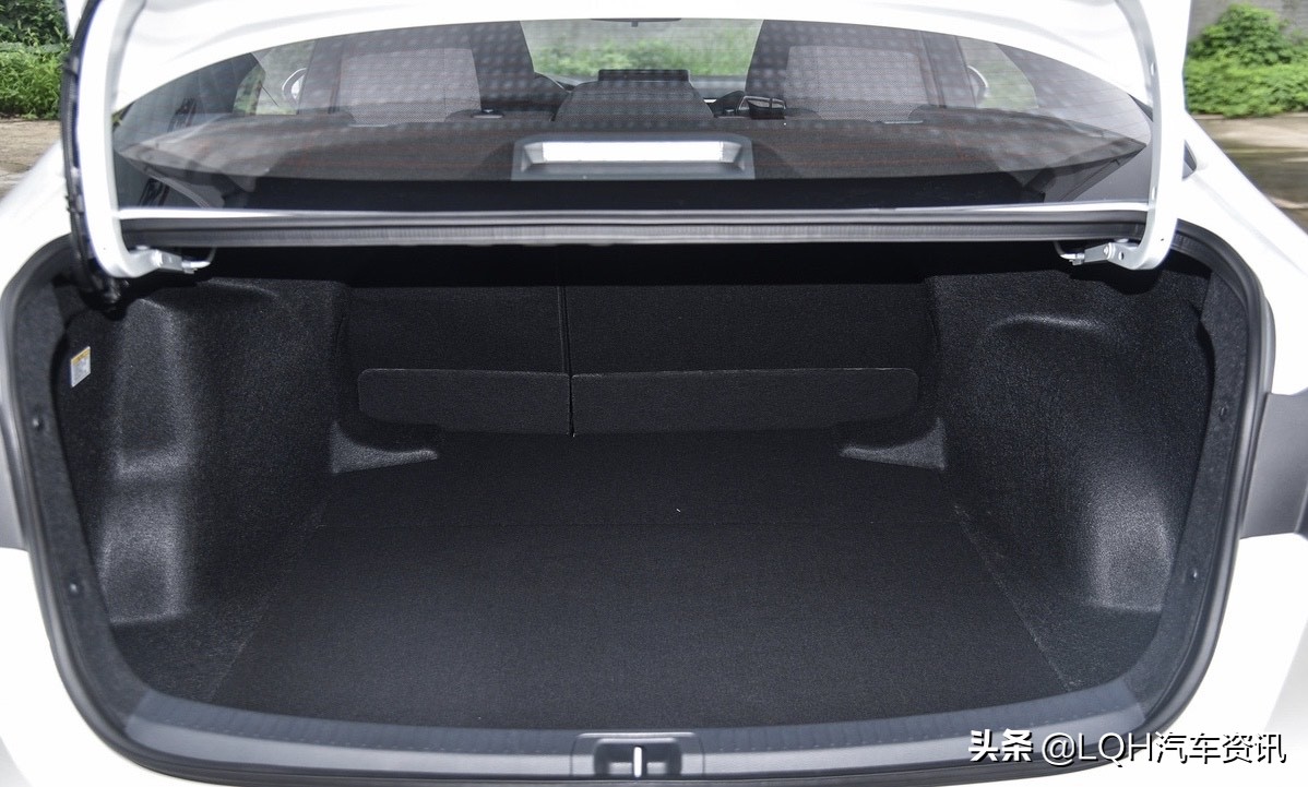 2019款丰田省油王价格,丰田再造省油王36升油耗