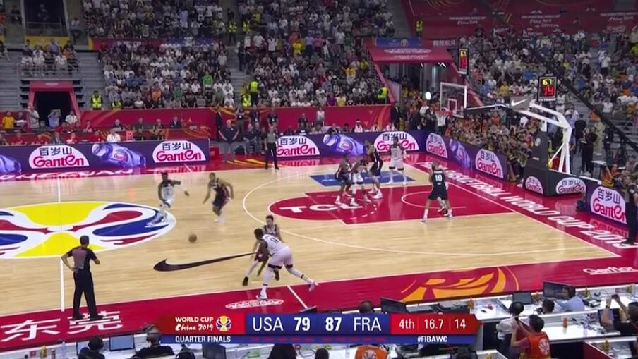 边线球世界性难题,边线球发球国际难题