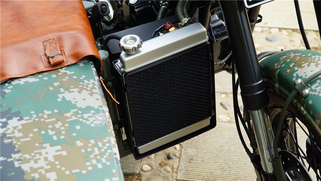 银钢300边三轮复古版缺点,银钢300挎斗三轮摩托车