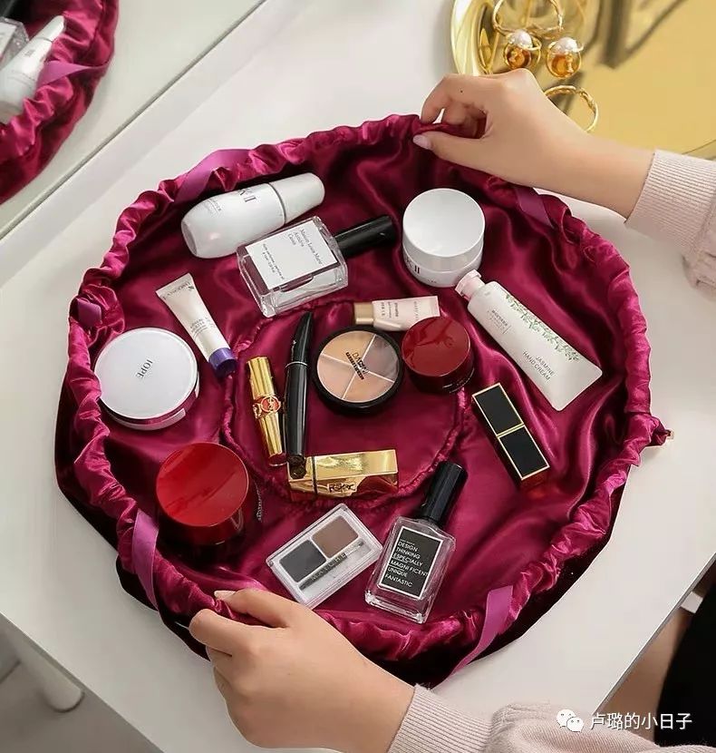 什么牌子的化妆包比较好看,化妆包到底有多好看