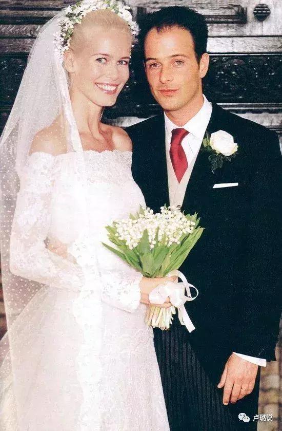 出道17年零绯闻出道37岁美如花,17岁顶级超模