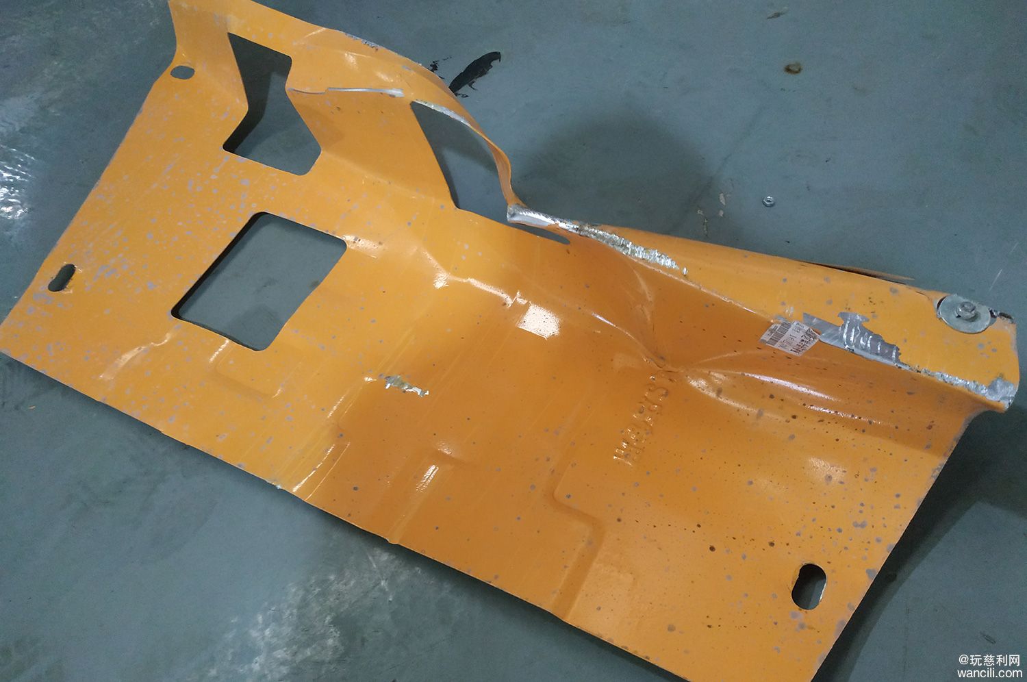 思域底盘轻轻被挂了,本田思域神车被交警拦下