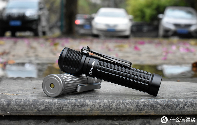 傲雷雷神一代与二代,olight傲雷营地灯评测
