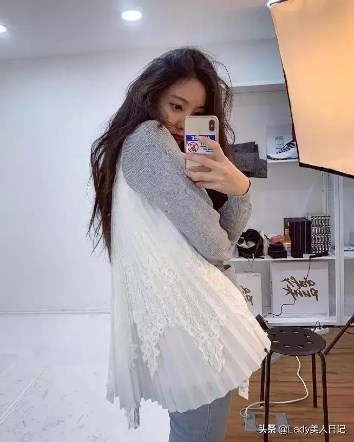 朴孝敏黑色连衣裙最新写真,朴孝敏美颜照片