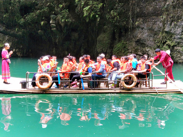 彭水阿依河旅游路线,重庆彭水阿依河漂流双人行攻略