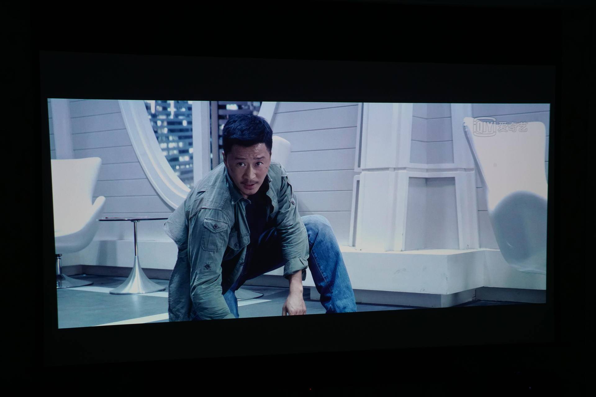 投影机家用两万,两万元的投影