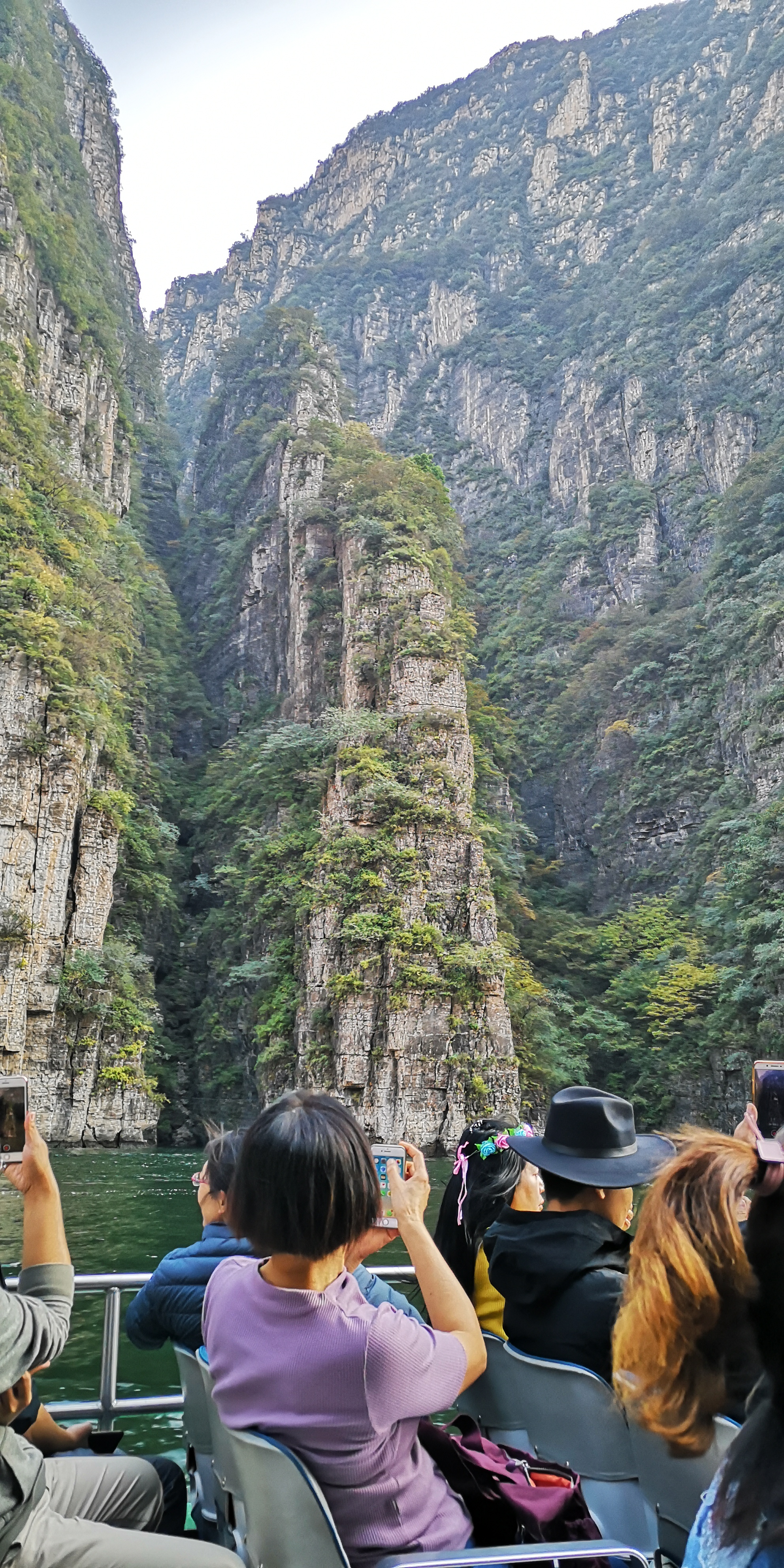 龙庆峡坐船,北京龙庆峡旅游攻略