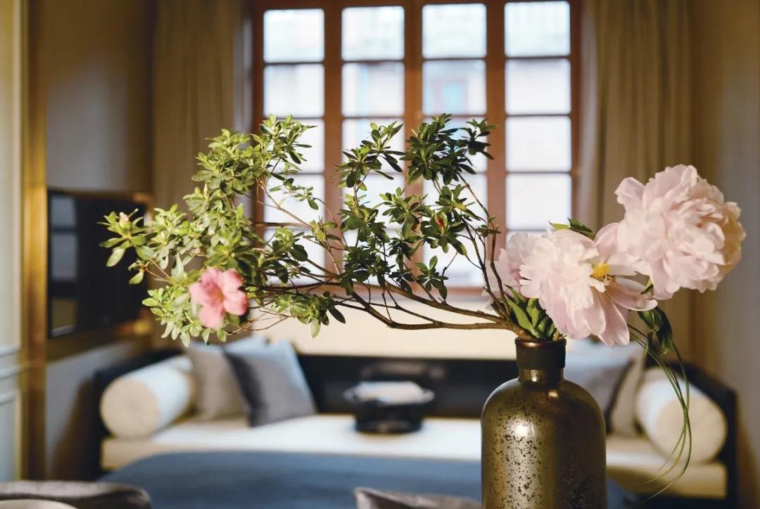 西湖边的传奇山庄，开业登顶“杭州最贵酒店”，旧址重生yyds