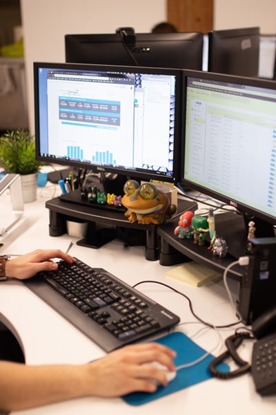 国产WPS与微软Office哪个更好用？从功能来看，你会选择用哪个？