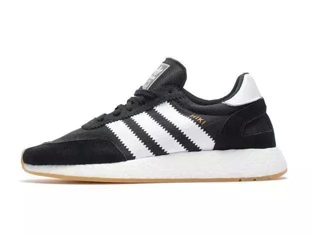 ultraboost和yeezy350,pureboostyeezyboost哪个舒服