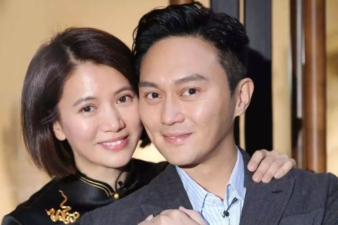 那些让人沉默又泪崩的爱情故事,那些催人泪下的爱情故事