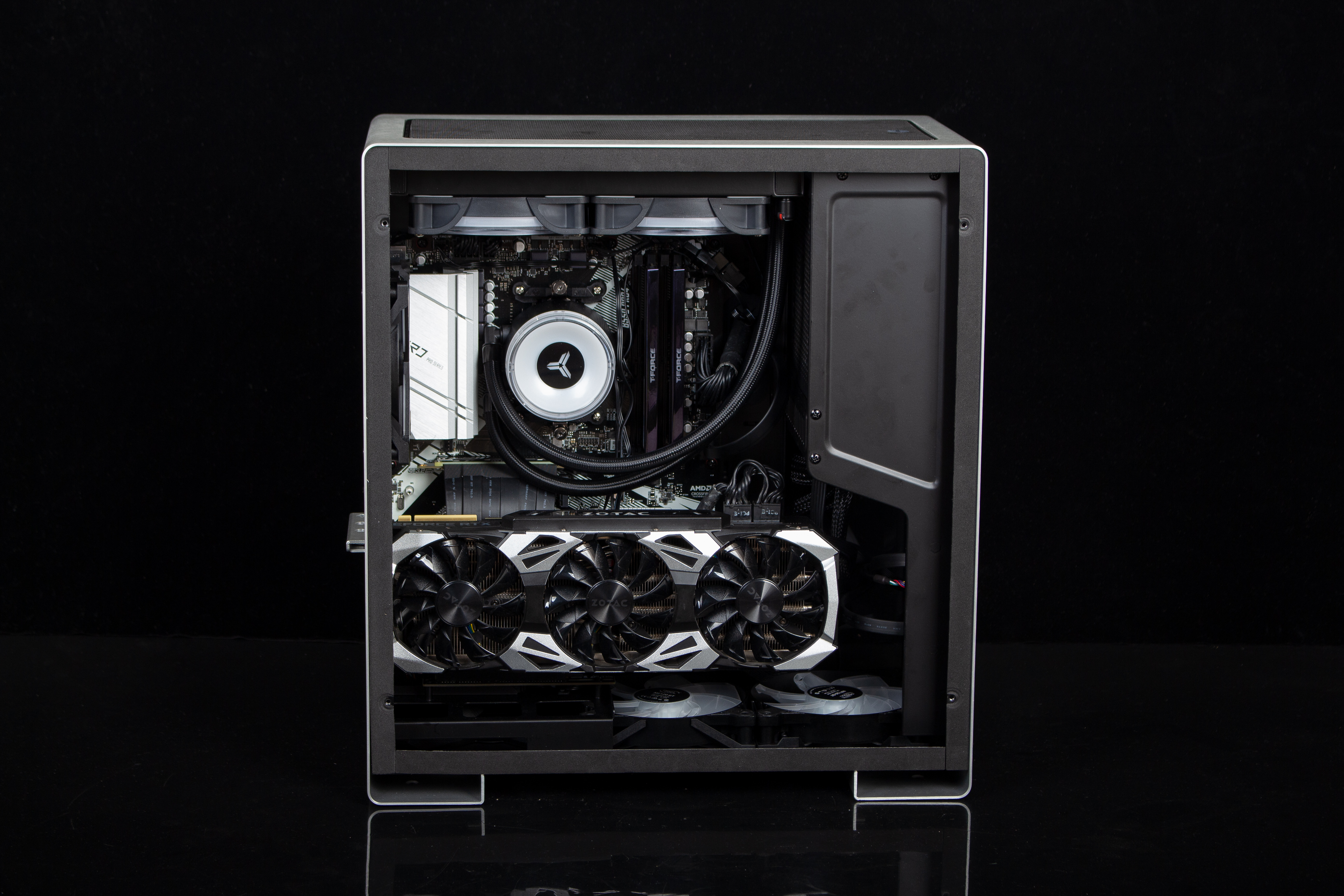 49年入国军?3700X+B550+2070S够用*党**装机