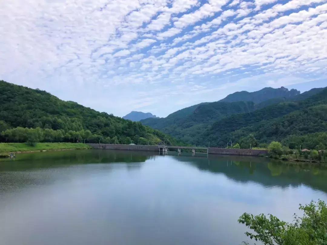 北京延庆周边野游有山有水,北京延庆山顶草甸