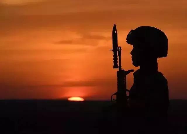 致敬每一位辛勤劳动者的话,致敬每一个努力奋斗的劳动者