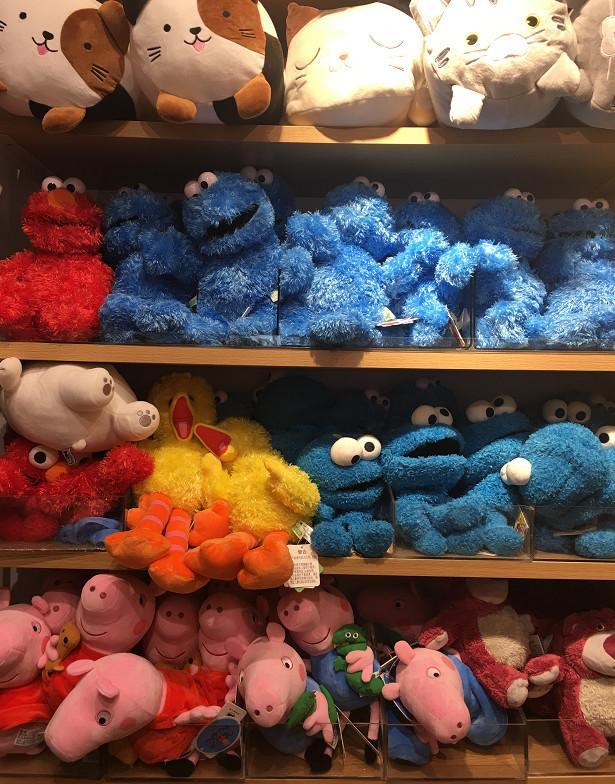 彩妆蛋成石头?唇釉成胶棒?在这里只要他想,没有不敢